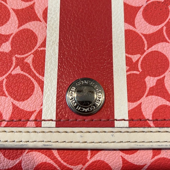 COACH Signature Stripe Wallet - Picture 11 of 16